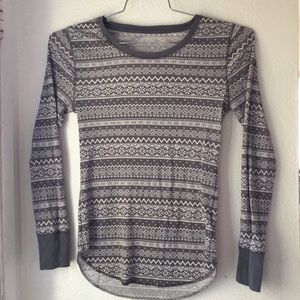 Old navy gray winter thermal shirt